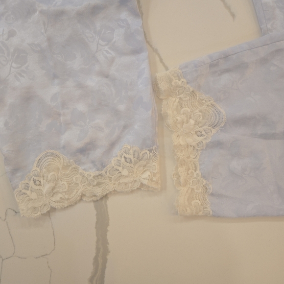 VTG Christian Dior Floral Lace Bow Satin Negligee Pajama Set Light Blue Large - Picture 13 of 15